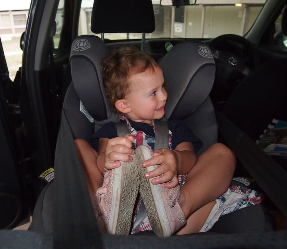 Choosing A Car Seat Kidsafe Act, How To Stop Car Seat Straps From Twisting
